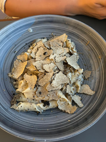 Trg Josefa Ressela 2, 52424, Motovun