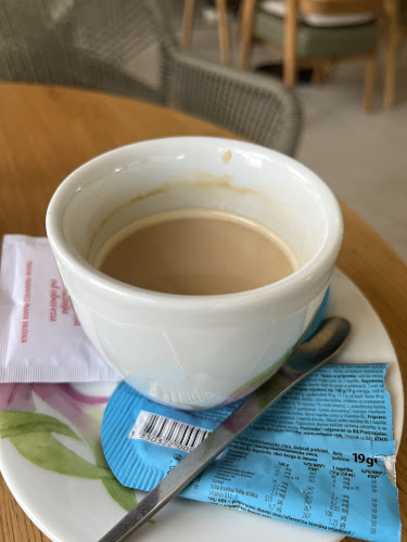 Opinii despre "Marabu" caffe & pizzeria & club în Vinkovci - Gastronomija i ugostiteljstvo