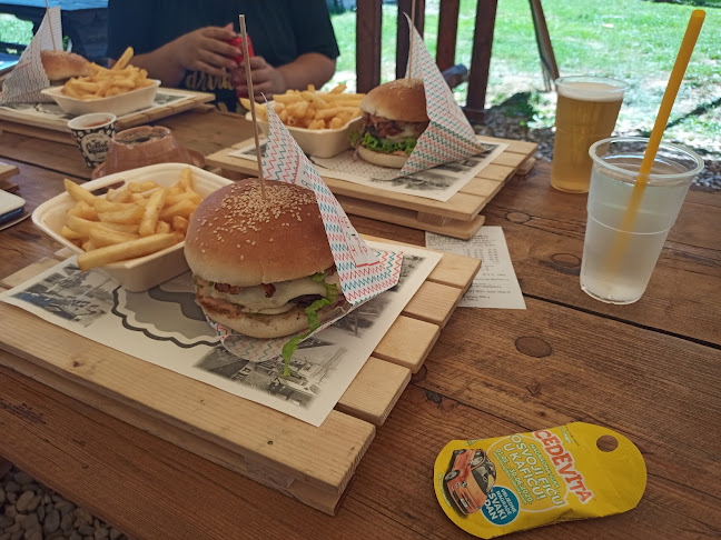 Opinii despre Sunset Bar în Mrežnički Varoš - Gastronomija i ugostiteljstvo