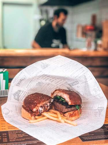 Comentarii opinii despre dr. Burger