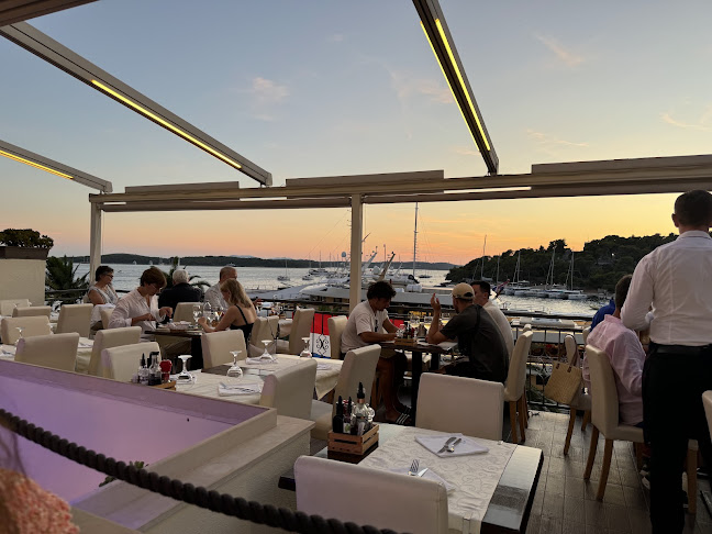 Comentarii opinii despre Plava Alga