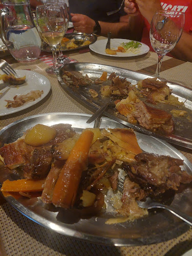 Kuća Kamena - Gastronomija i ugostiteljstvo