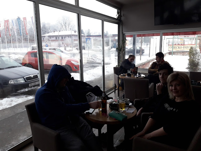 Opinii despre Caffe bar Cigla în Osijek - Gastronomija i ugostiteljstvo