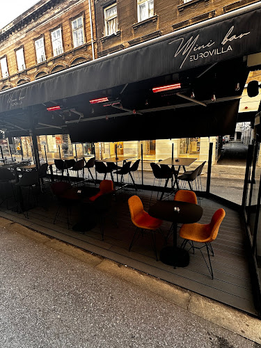 Comentarii opinii despre Mini bar eurovilla