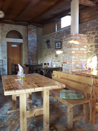 Comentarii opinii despre Konoba Giardin