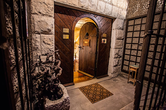 prilaz braće Kaliterna 6, 21000, Split