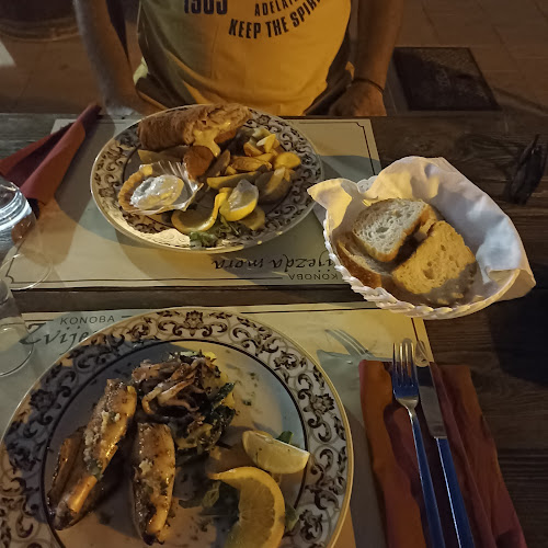 Konoba Zvijezda Mora - Gastronomija i ugostiteljstvo