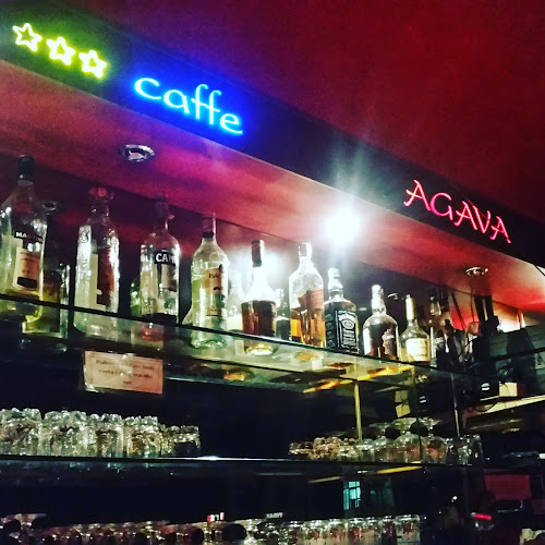 Mostarska ul. 35, 21000, Split