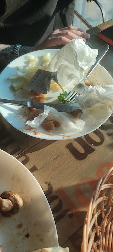 Comentarii opinii despre Grana Grill Pub