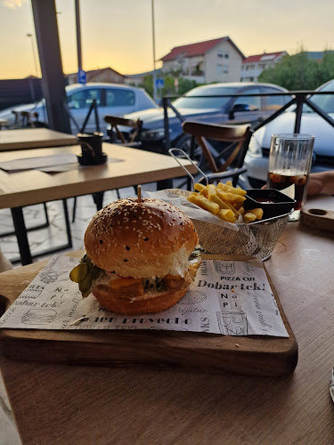 Comentarii opinii despre Luigi's restaurant (burger & pizza bar)