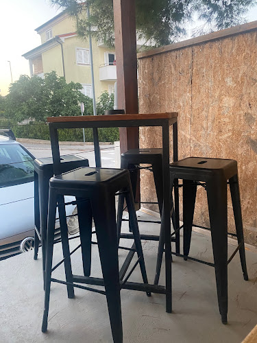 Opinii despre MAREA BAR - Breakfast Premantura / Cocktails / Food / Lavazza Coffee în Premantura - Gastronomija i ugostiteljstvo