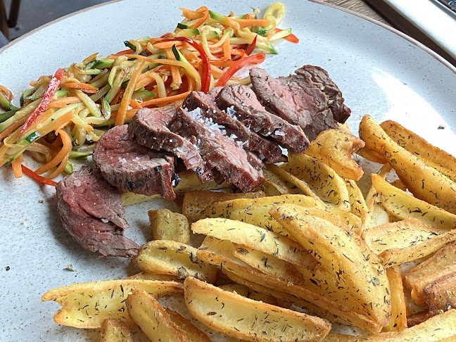 Comentarii opinii despre Harbor CookHouse & Club