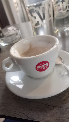 Opinii despre Caffe bar "Dem" în Karlovac - Gastronomija i ugostiteljstvo
