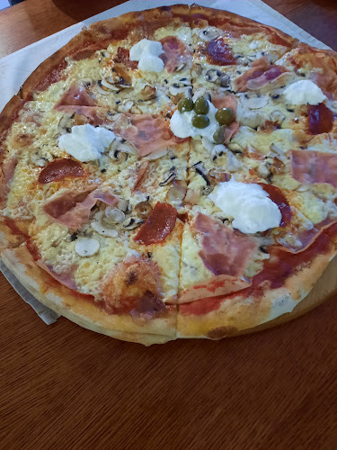 Pizzeria Quattro