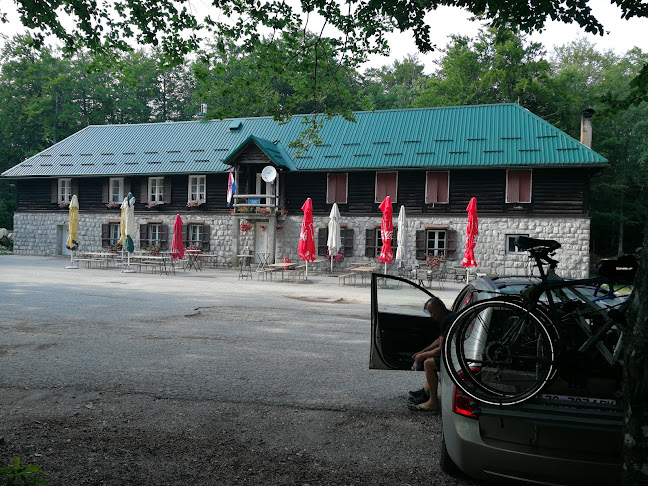 Mali Dom Platak - Gastronomija i ugostiteljstvo