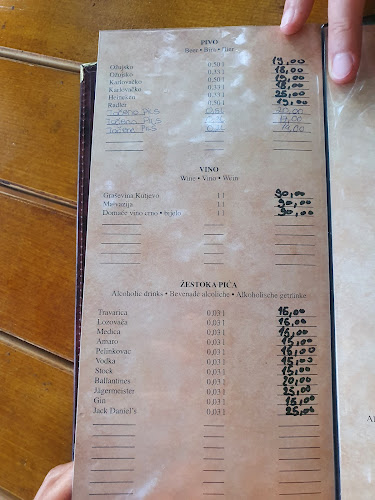 Zadarska 40, 23249, Dinjiška