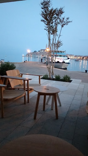 Obala Vladimira Nazora 4, 52210, Rovinj