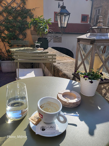 Kavana Lav - Gastronomija i ugostiteljstvo