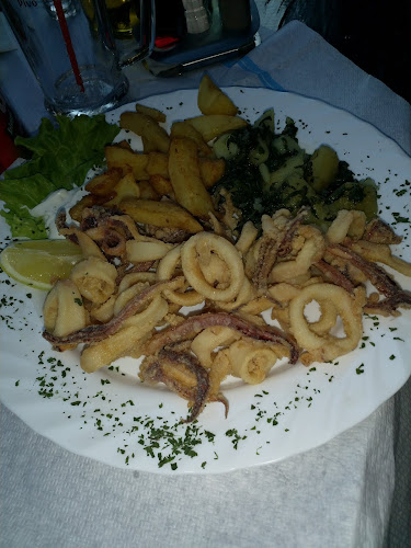 Santa Marina - Gastronomija i ugostiteljstvo