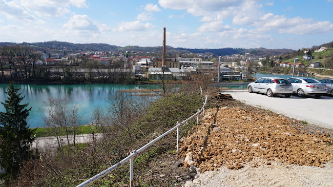 Ul. dr. Ivana Banjavčića 37a, 47250, Duga Resa