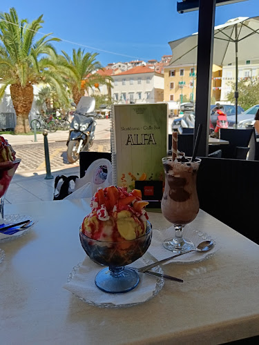 Slastičarna Caffe Bar Alfa - Gastronomija i ugostiteljstvo