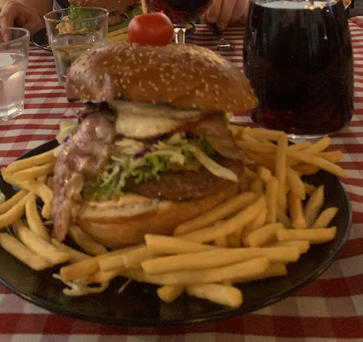 Rivnica ul. 4, 23000, Zadar