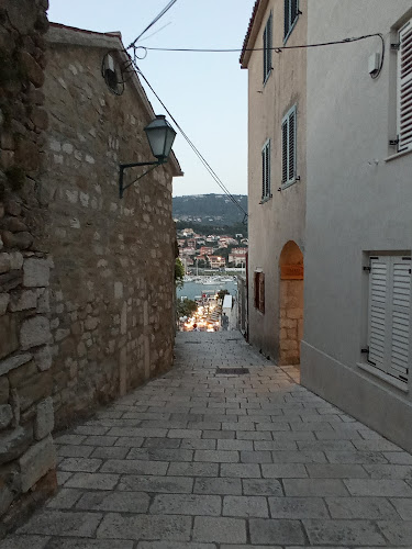 Opinii despre Fast Food în Rab - Gastronomija i ugostiteljstvo