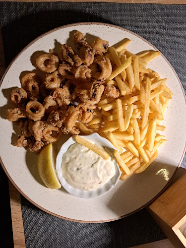 Ul. Mihovila Pavlinovića 14, 23000, Zadar