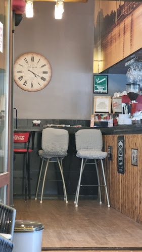 Caffe bar Grof - Gastronomija i ugostiteljstvo