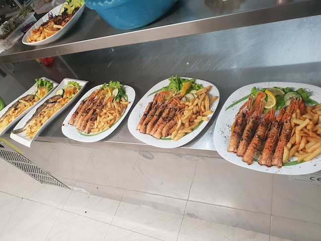 LUNGO MARE RESTAURANT-APARTMENTS