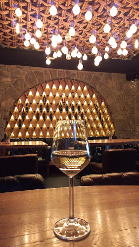 Opinii despre Pet Jedan Tapas Bar în Rijeka - Gastronomija i ugostiteljstvo