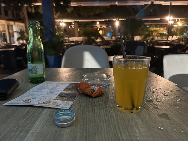 Žuta Kuća, Š. Dr. F. Tuđmana 2, 21300, Makarska