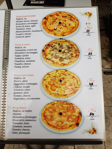 Zmaj Makarska - Gastronomija i ugostiteljstvo