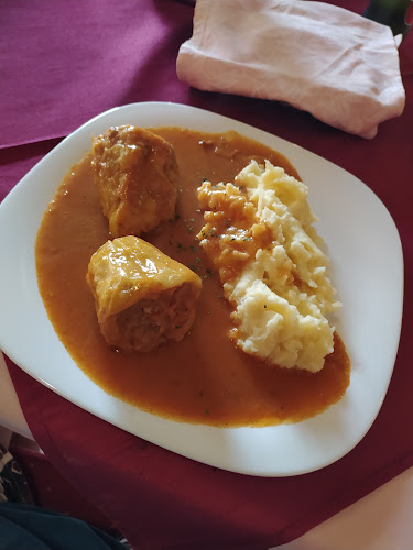 Restoran & Hostel Sokol - Gastronomija i ugostiteljstvo