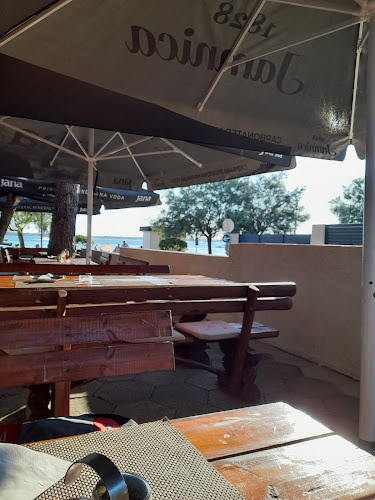 Opinii despre CAPO grill Vrsi în Vrsi - Gastronomija i ugostiteljstvo