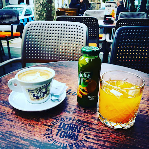 Opinii despre Caffe Bar DownTown în Zadar - Gastronomija i ugostiteljstvo