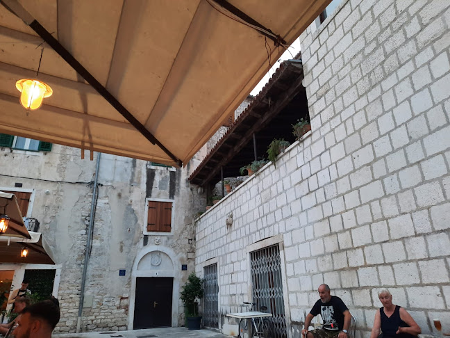 Oh!LaLa Konoba Pizzeria