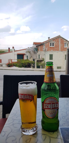 Caffe bar Quattro - Gastronomija i ugostiteljstvo