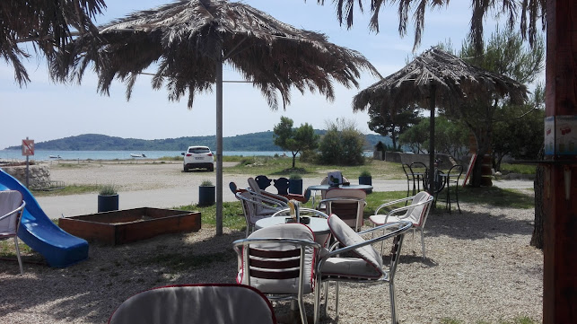 Comentarii opinii despre Beach Bar Paja