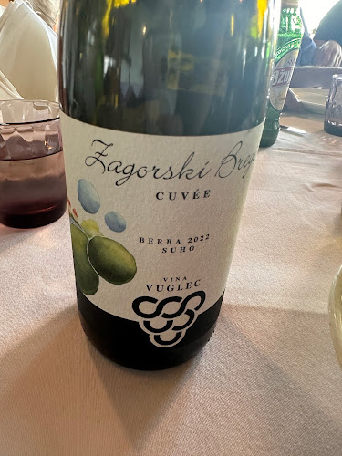 Opinii despre Restoran, vinarija i pansion Vuglec Breg în Škarićevo - Gastronomija i ugostiteljstvo