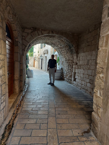 Caffe bar San Antonio - Gastronomija i ugostiteljstvo