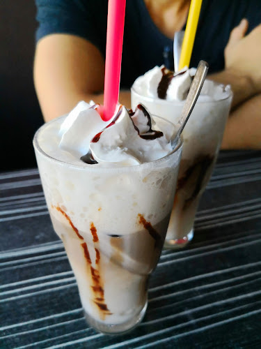 Comentarii opinii despre San Francisco Coffee House