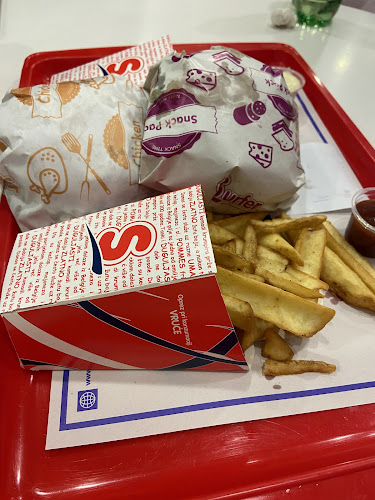 Surfer fast food - Gastronomija i ugostiteljstvo