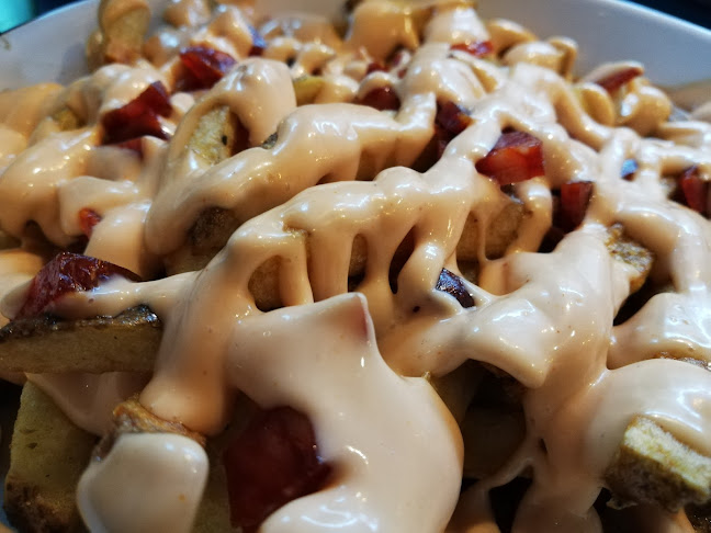 Submarine Burger Radnička - Gastronomija i ugostiteljstvo