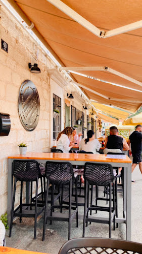 Pizzeria&burgerbar BARCODE - Postira