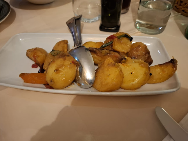 Restoran Potkova - Gastronomija i ugostiteljstvo