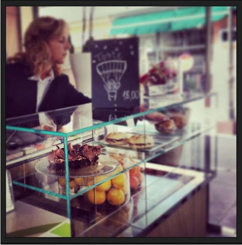 Trg 1. Svibnja, 52100, Pula