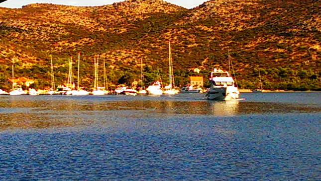 Opinii despre Konoba Porto Rosso în Lastovo - Gastronomija i ugostiteljstvo