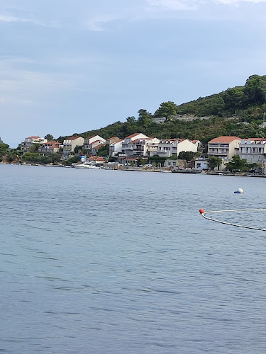 Opinii despre Konoba Gundulište în Polače - Gastronomija i ugostiteljstvo