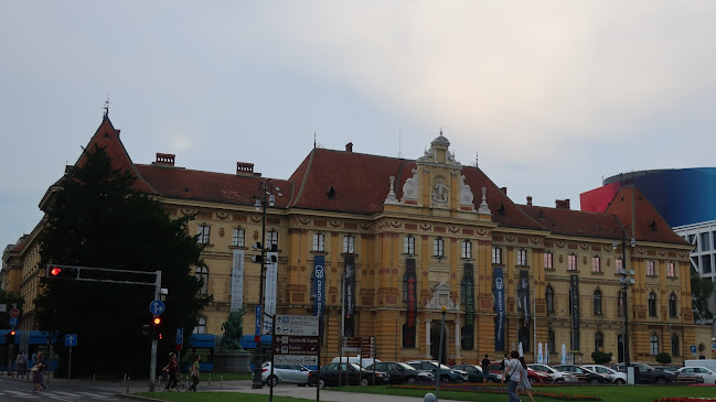 Comentarii opinii despre Restaurant and Caffe "Muzej"